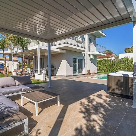 ヴィラ Nigro シラクーサ