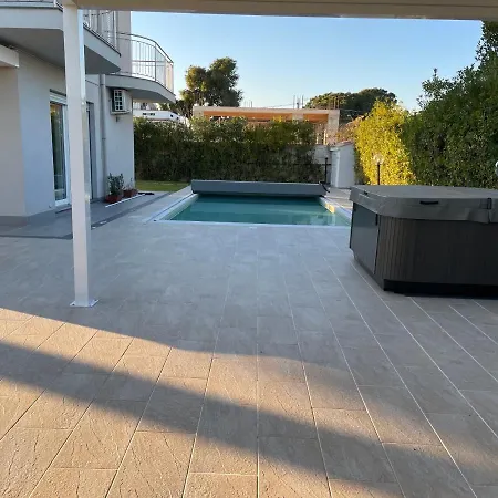 Nigro Villa *